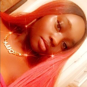 Meet your Posher, Jasmine